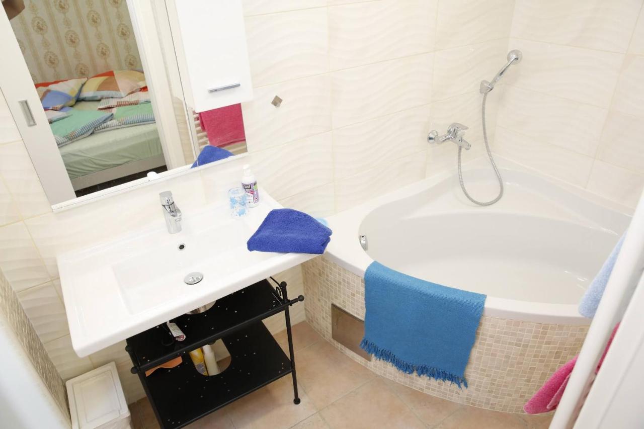 Holiday Home Yan With Bay View Vodice Exterior photo